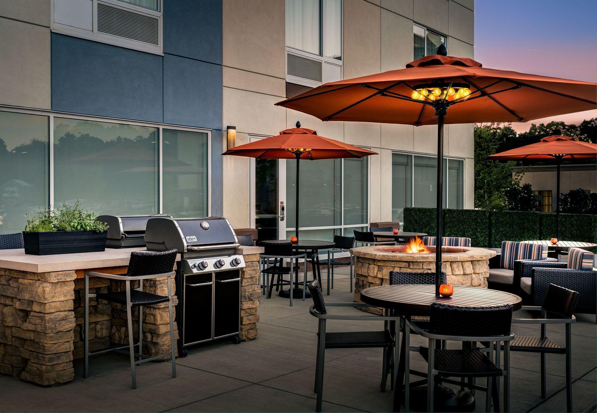 Towneplace Suites By Marriott Pittsburgh Harmarville Esterno foto