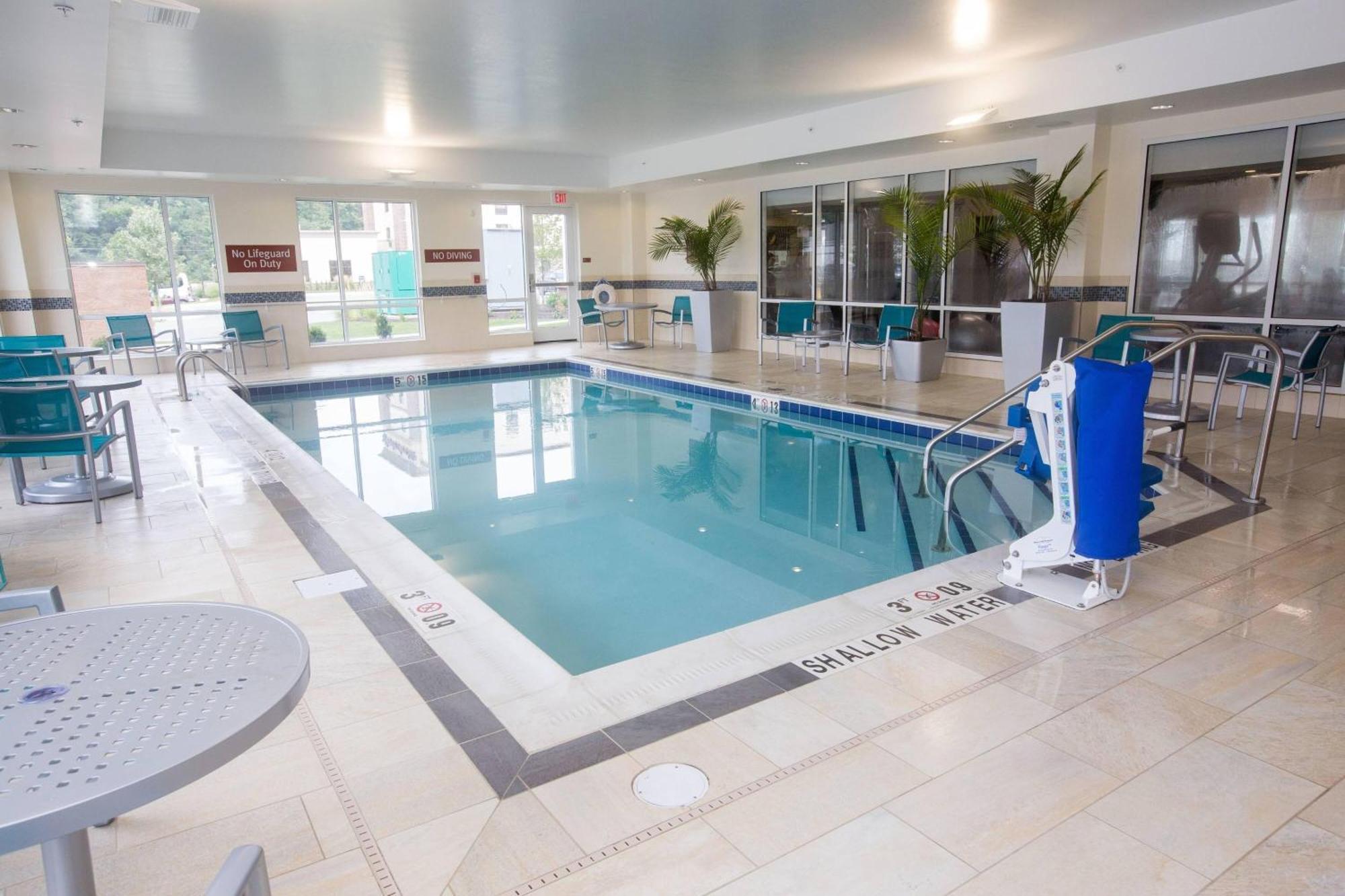 Towneplace Suites By Marriott Pittsburgh Harmarville Esterno foto