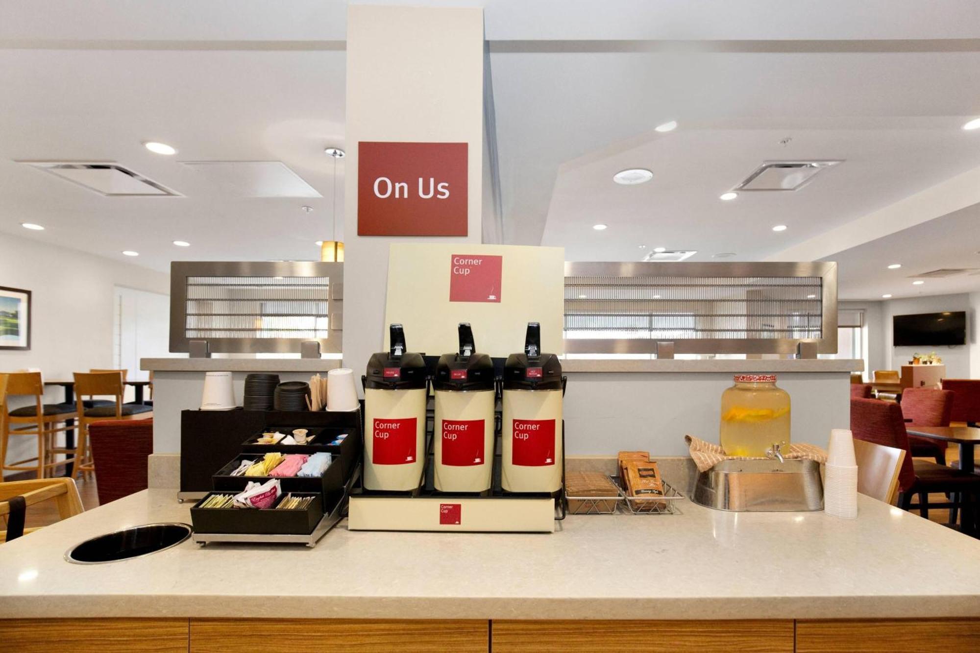 Towneplace Suites By Marriott Pittsburgh Harmarville Esterno foto