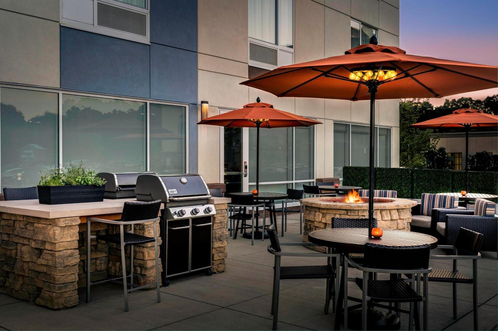 Towneplace Suites By Marriott Pittsburgh Harmarville Esterno foto
