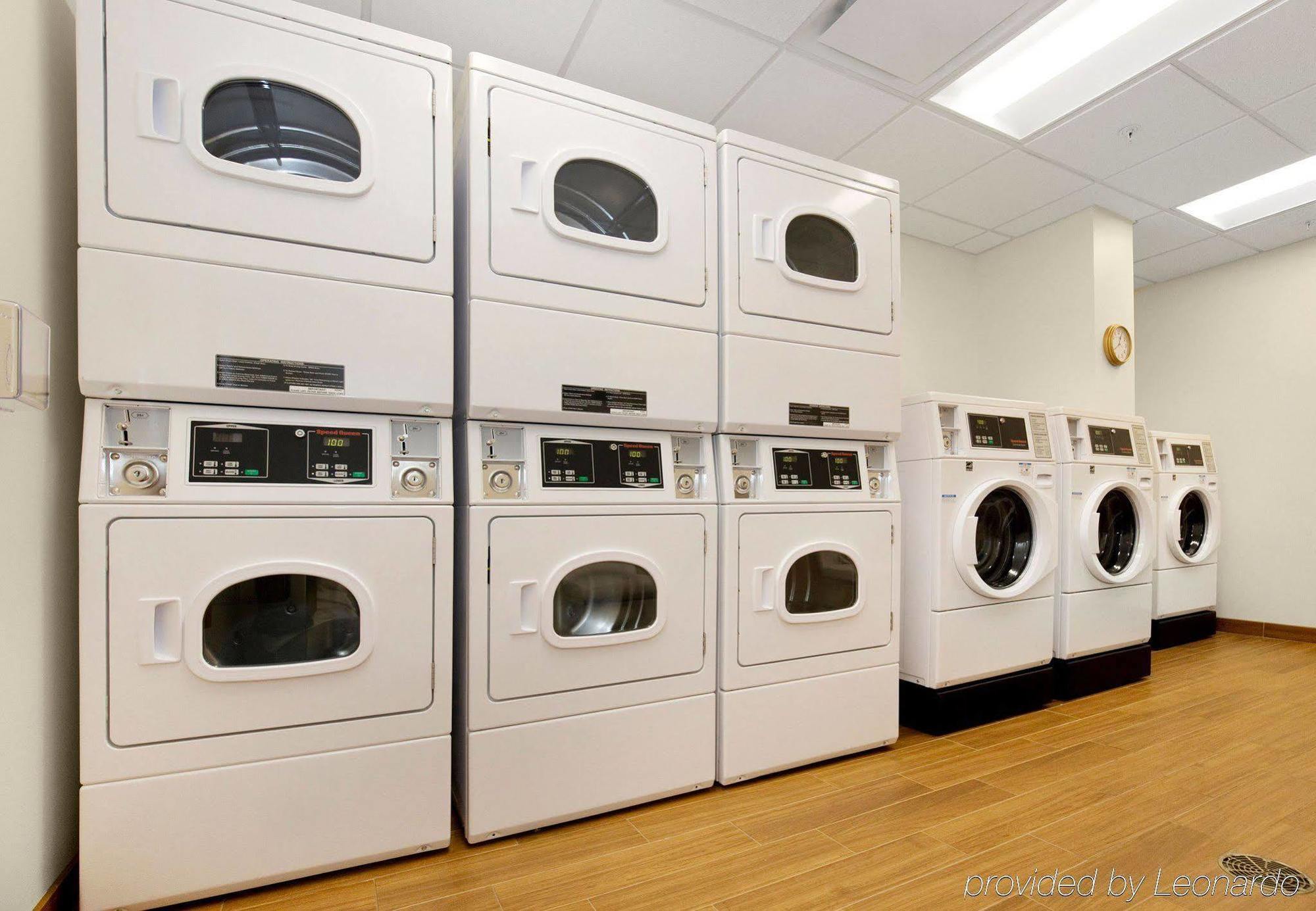 Towneplace Suites By Marriott Pittsburgh Harmarville Esterno foto